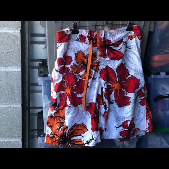 Hawaii Men’s Floral Swim Trunk Short Size 36 - Picture 4 of 15